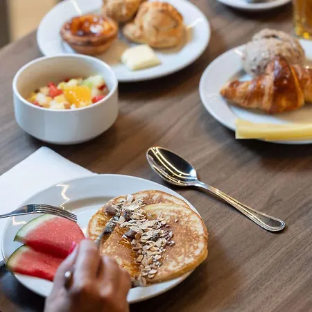 Hotel Express & - Principe Real By Ihg Lisbona