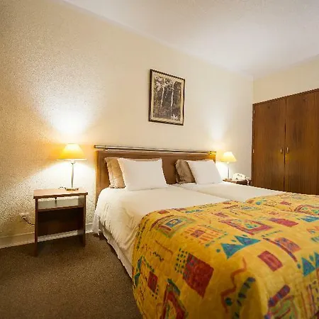 Express & - Principe Real By Ihg Lisboa