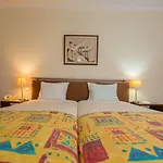 Express & - Principe Real By Ihg 3* ליסבון