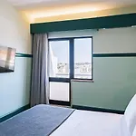מלון Express & - Principe Real By Ihg ליסבון