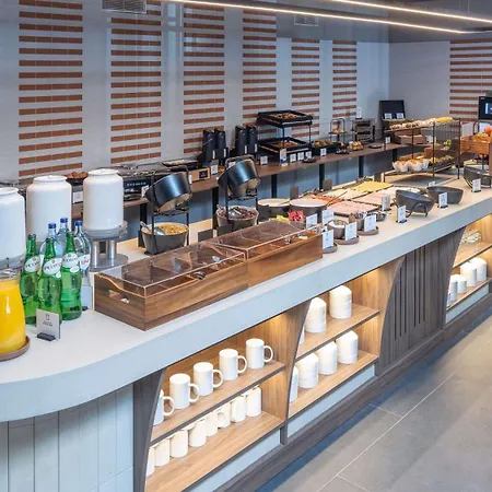 Hotel Express&suites - Real By Ihg Lisboa