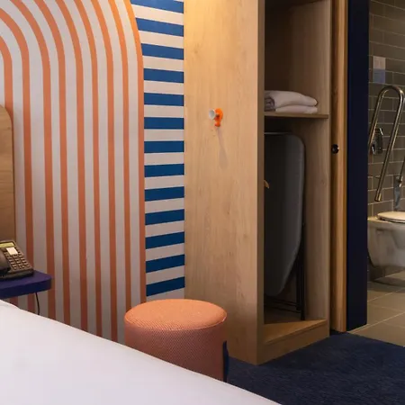 Express & - Principe Real By Ihg Szálloda 3*