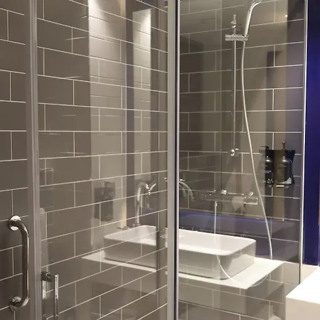 Otel Express & - Principe Real By Ihg Lisboa
