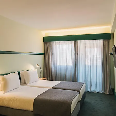 Express & - Principe Real By Ihg Hotel 3*