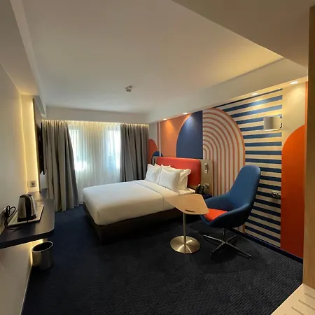 Szálloda Express & - Principe Real By Ihg