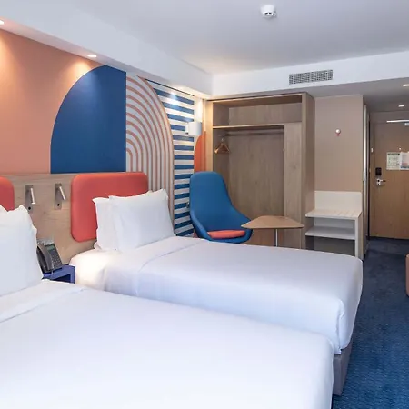 Express&suites - Real By Ihg 3*