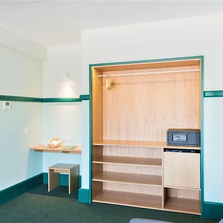 Express & - Principe Real By Ihg Szálloda 3*