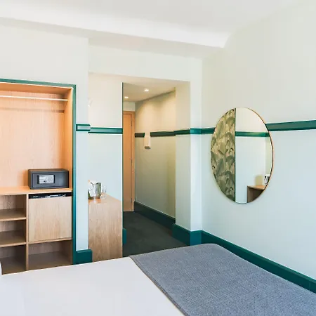 Express & - Principe Real By Ihg Szálloda 3*