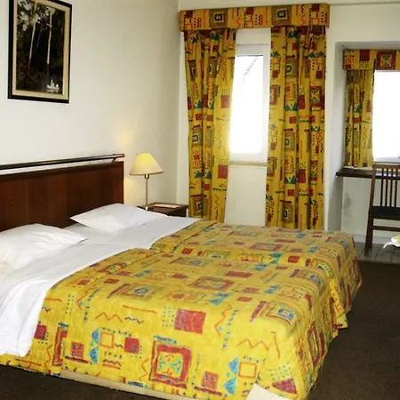 Express & - Principe Real By Ihg Hotel Lisbon