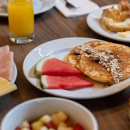 Otel Express & - Principe Real By Ihg Lisboa