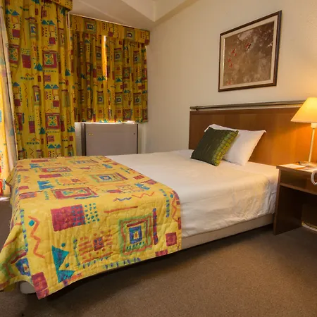 Express & - Principe Real By Ihg Otel